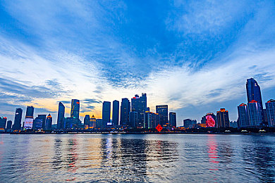 18岁禁止网站：未成年人网络安全新规引热议,技术法律双管齐下-4